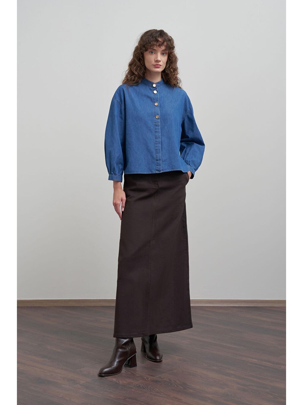 Açık Mavi-Gold Dügmeli Denim Gömlek-1