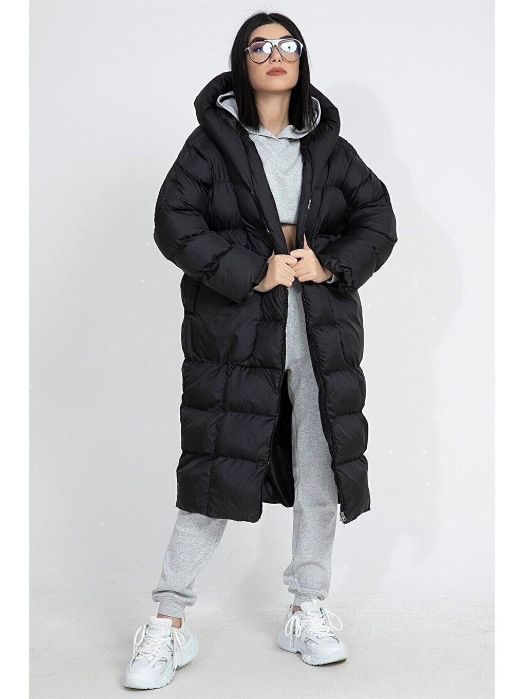 Kapüşonlu Uzun Oversize Şişme Kadın Mont - Siyah-1