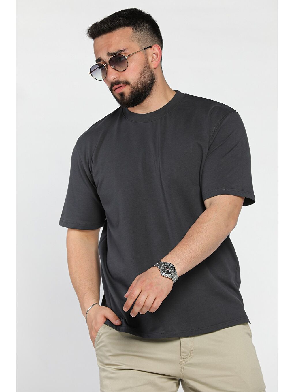 Gri Erkek Bisiklet Yaka Tişört-1