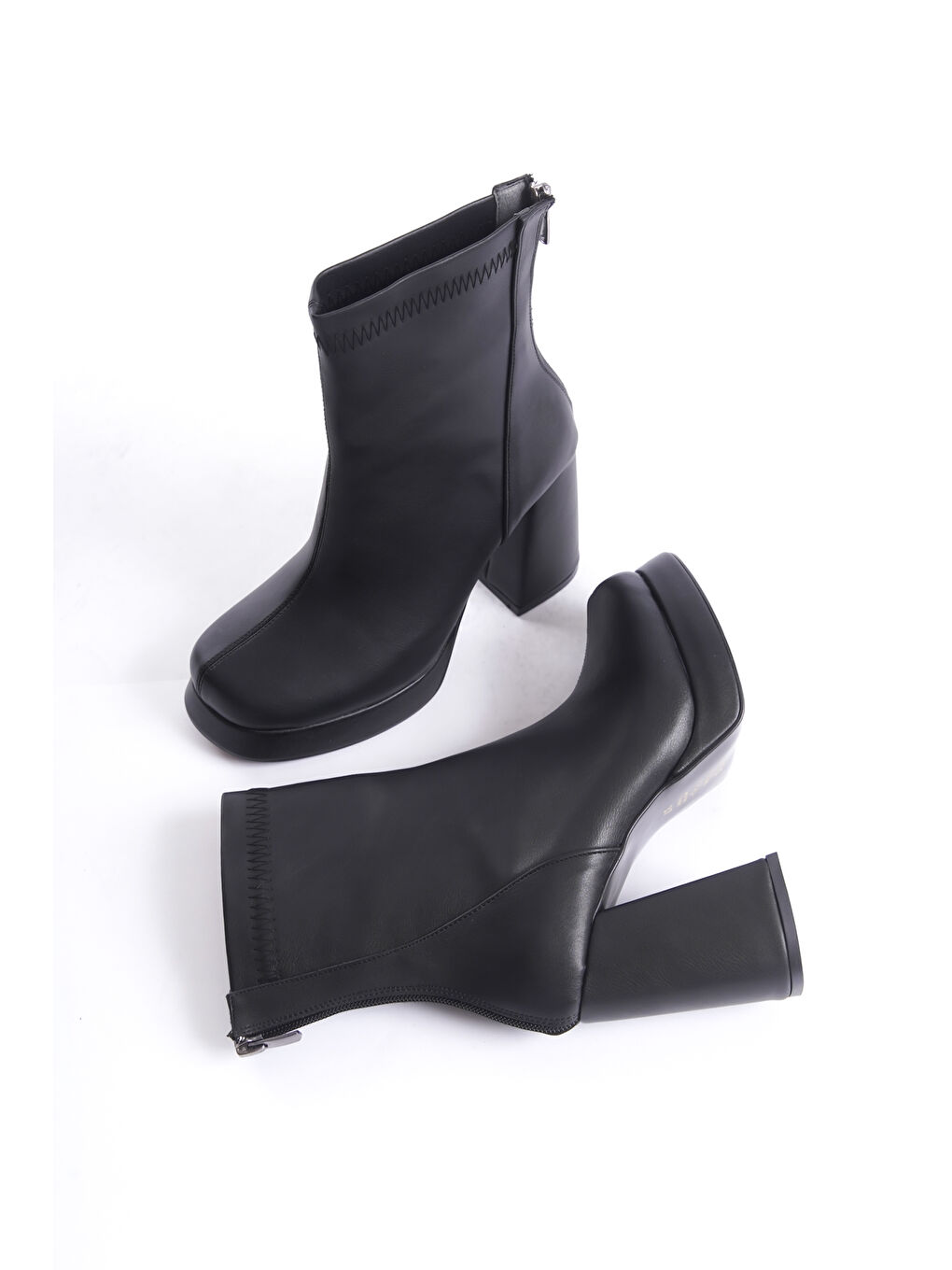 Siyah Mila Kadın Soğuk Geçirmez Kışlık Ortopedik Bot-1