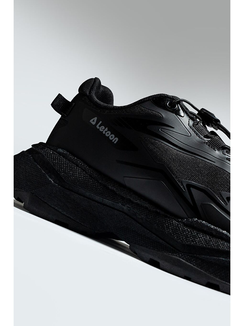 Siyah Nefes Alabilen, Konforlu Günlük Sneaker-1