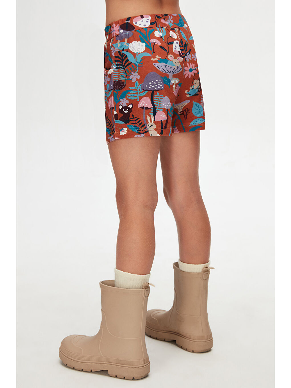 Kahverengi Kız Çocuk Forest Animals Desenli Cepli Şort-3