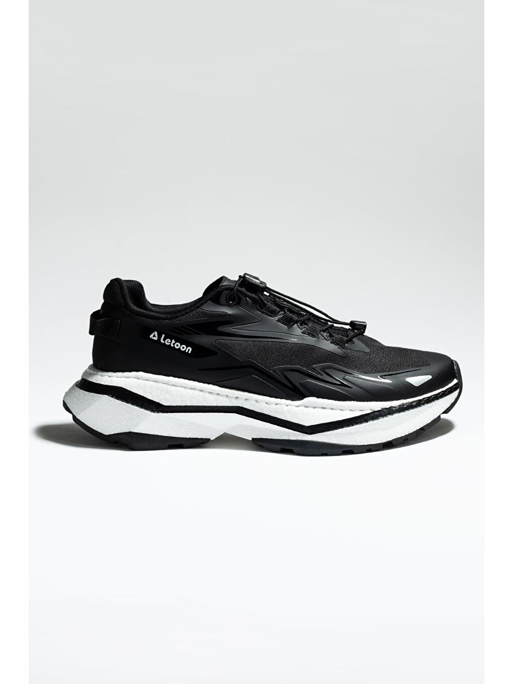 Siyah Nefes Alabilen, Konforlu Günlük Sneaker