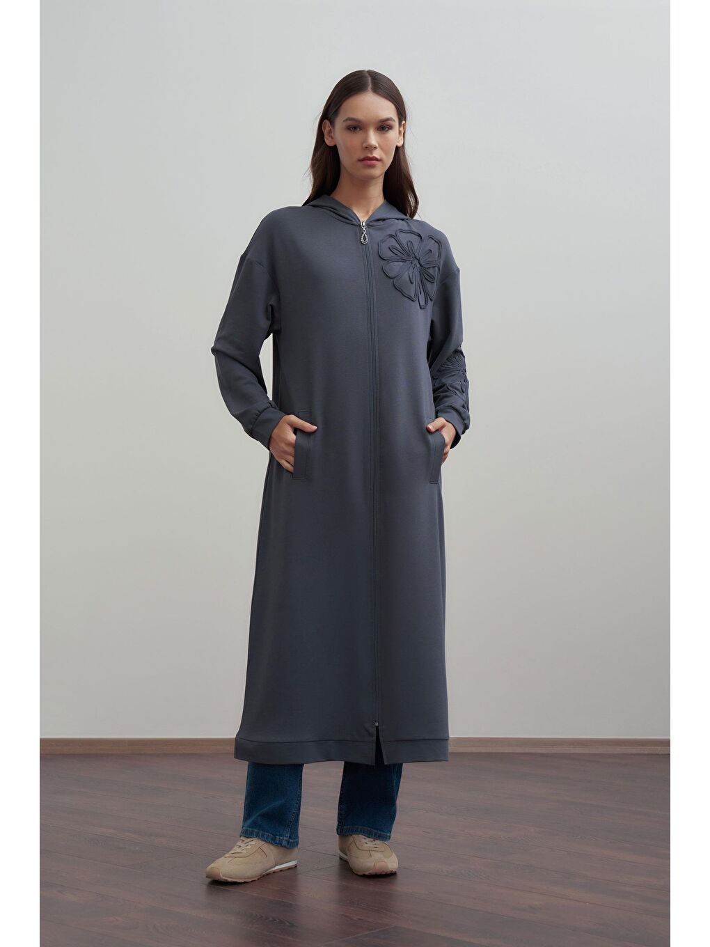 Antrasit-Nakışlı Kapüşonlu Pamuklu Fermuarlı Sweat