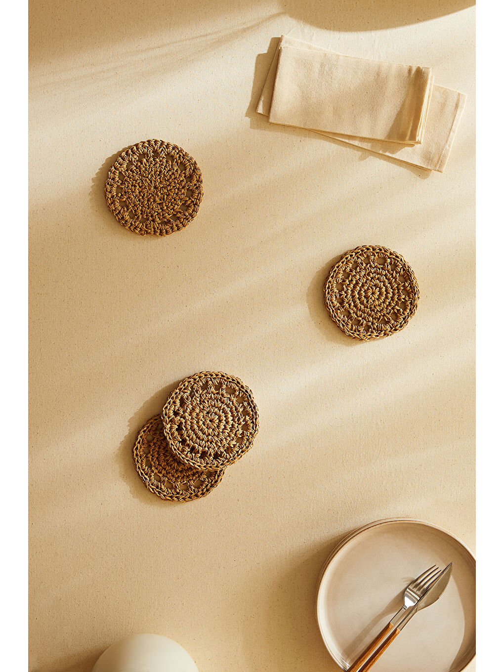 4'lü Bej Renk Motifli Rafya Bardak Altlığı Ø 11 cm-1