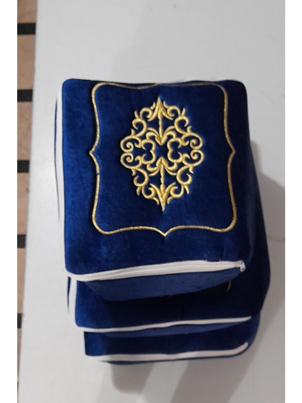 Nakışlı Kadife Fermuarlı Sünger 3lü Hurç Lacivert-1