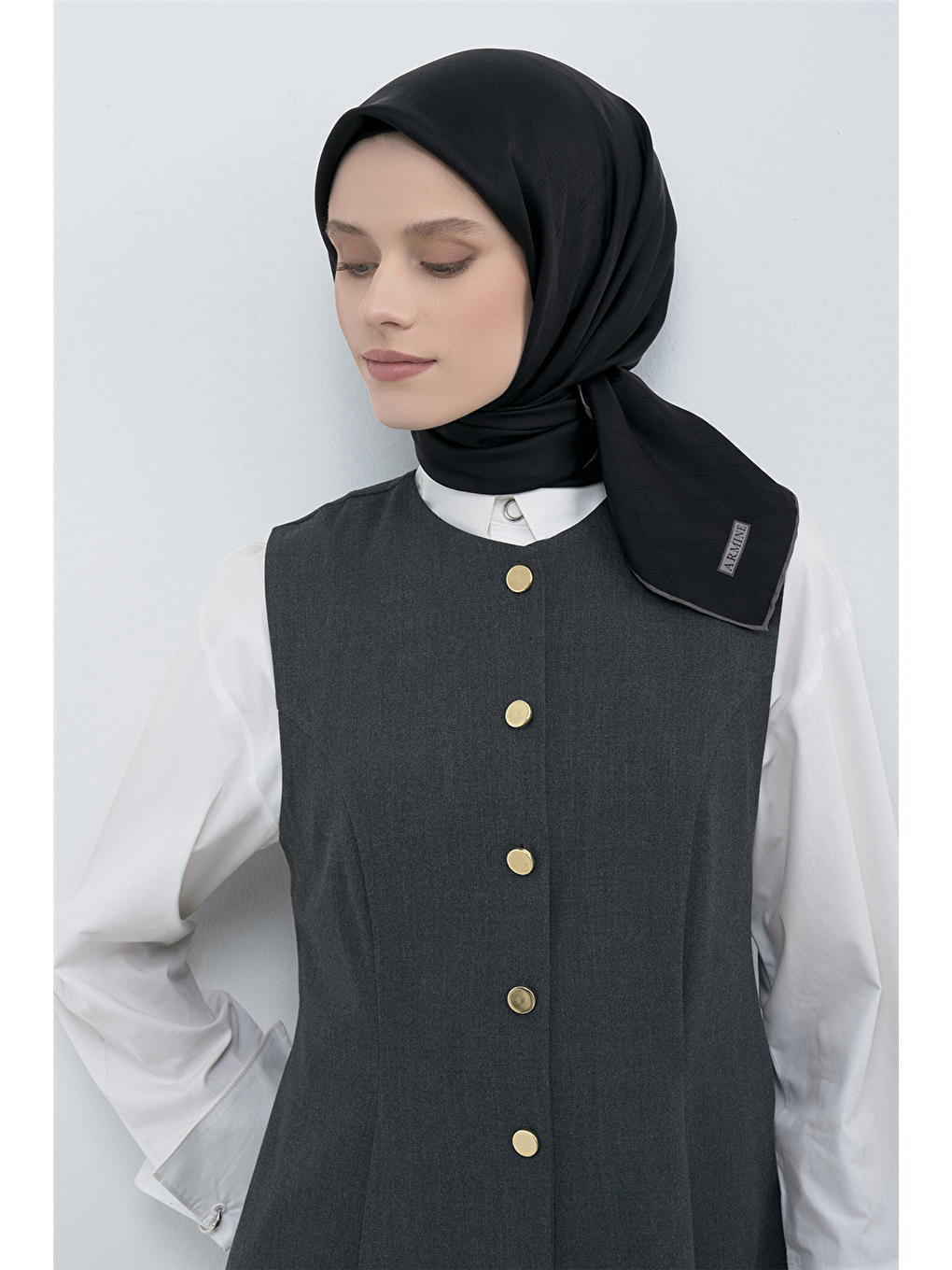 Siyah Jakarlı İpek Eşarp 2003D 20-3