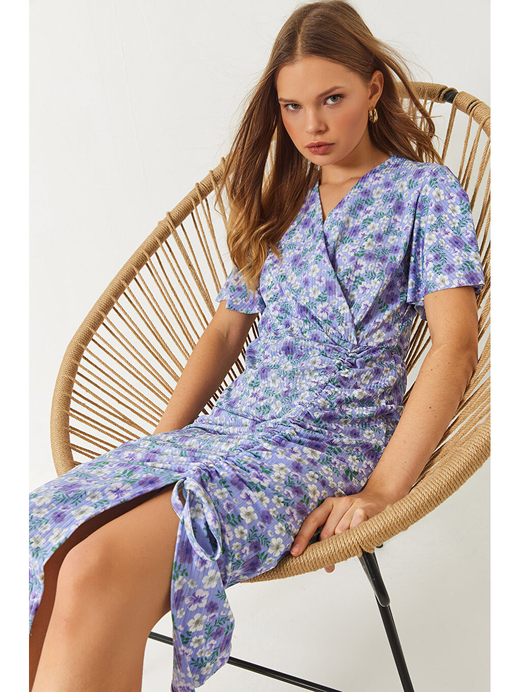 Lila Kadın Çiçekli Anvelop Yaka Yazlik Elbise