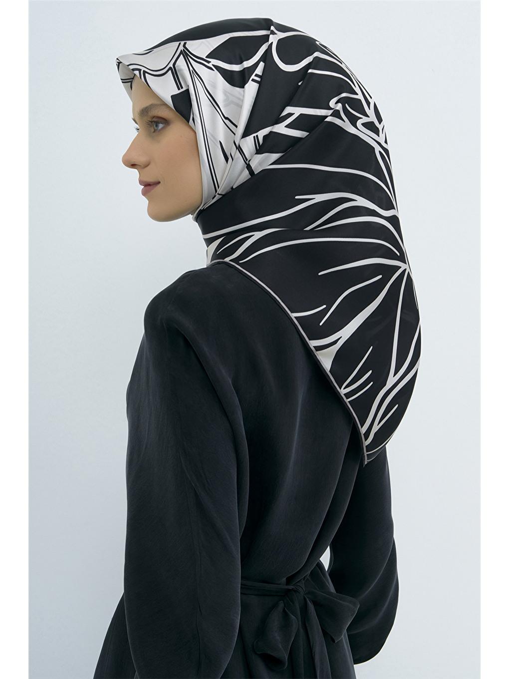 Siyah Saf İpek Sura Eşarp 9553D 86-1