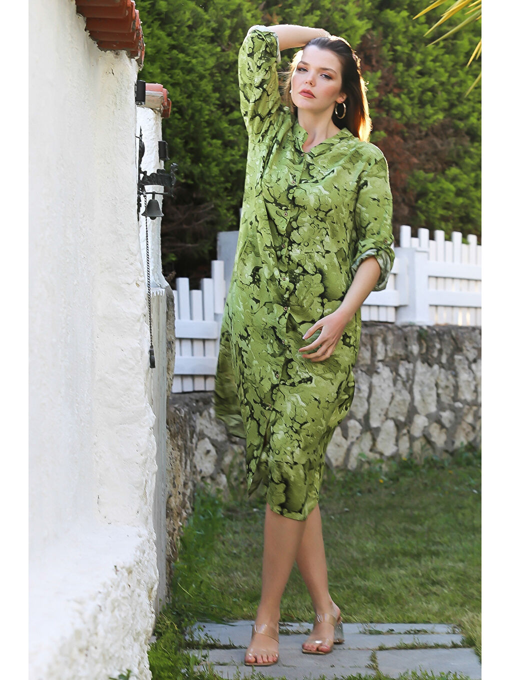 Açık Yeşil Hakim Yaka Düğmeli Uzun Kollu Gizli Cepli Casual Viskon Dokuma Elbise 125 65-1