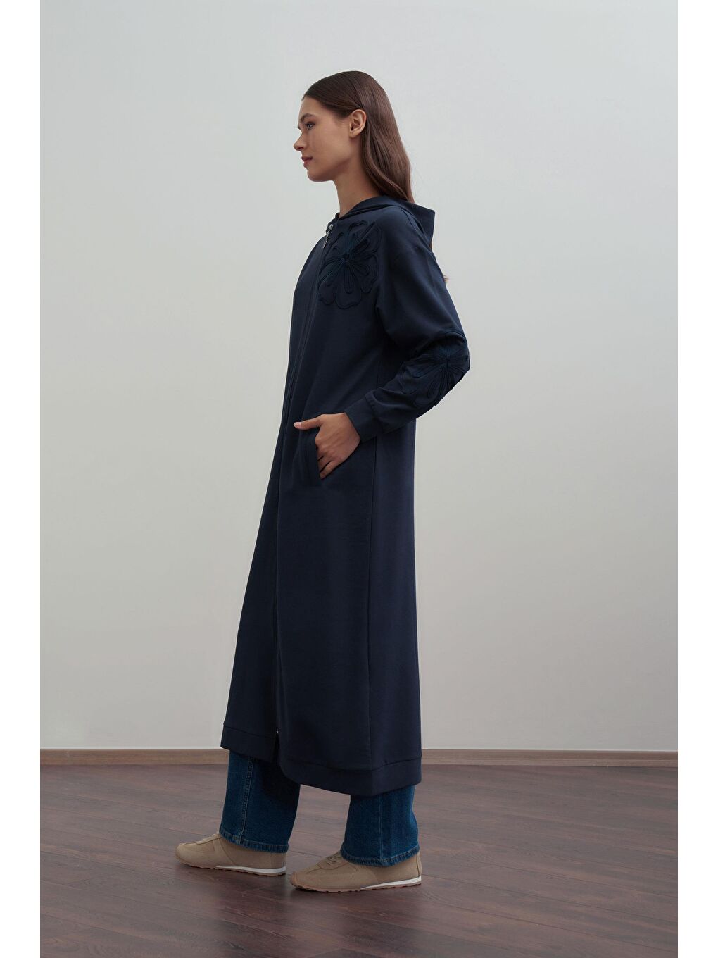 Lacivert-Pamuklu Nakışlı Fermuarlı Sweat Hırka-1