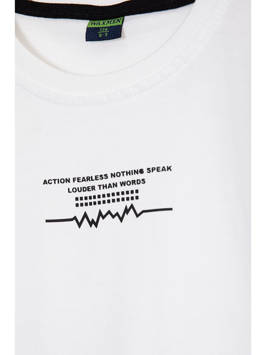 Ekru Şerit Detaylı Yazılı Tişörtlü Erkek Çocuk Şortlu Takım 23770-2