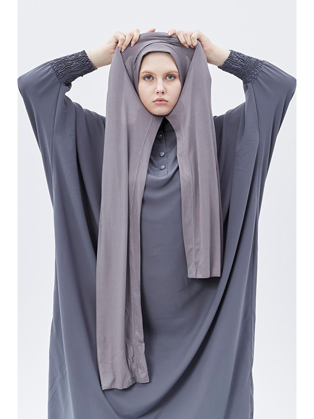 Gri Hazır Pratik Geçmeli Lüks Organik Çizgili Kaşkorse Şal Çapraz Hizalı