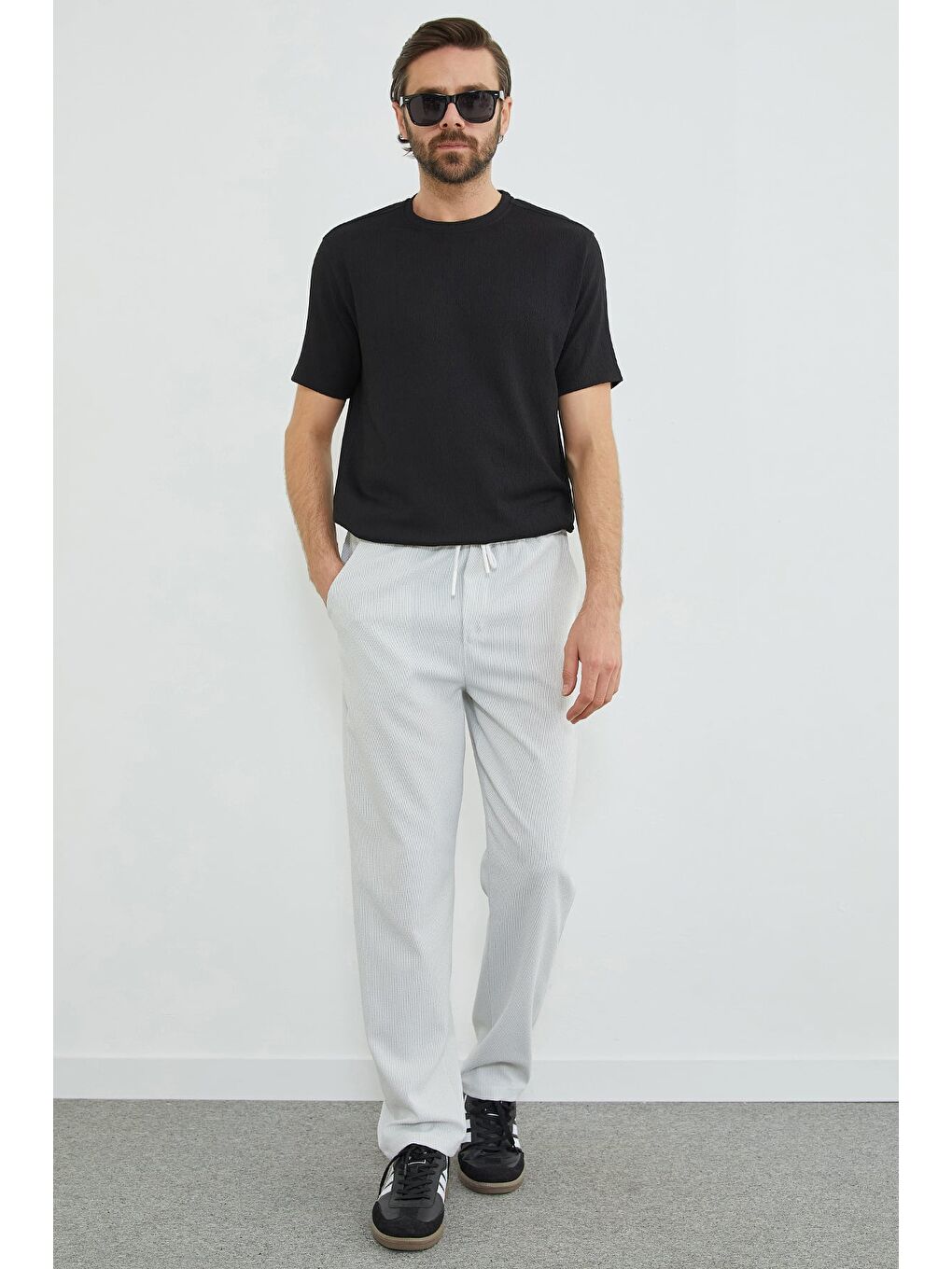 Bej Çizgili Beli Lastikli Pantolon