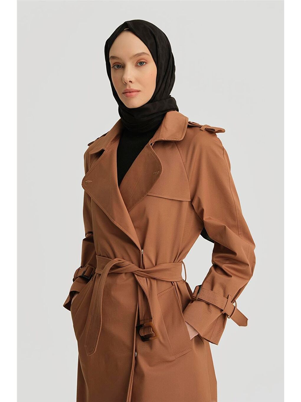 Kahverengi Omuzları Apoletli Toka Detaylı Kap 24K7125 Camel-1