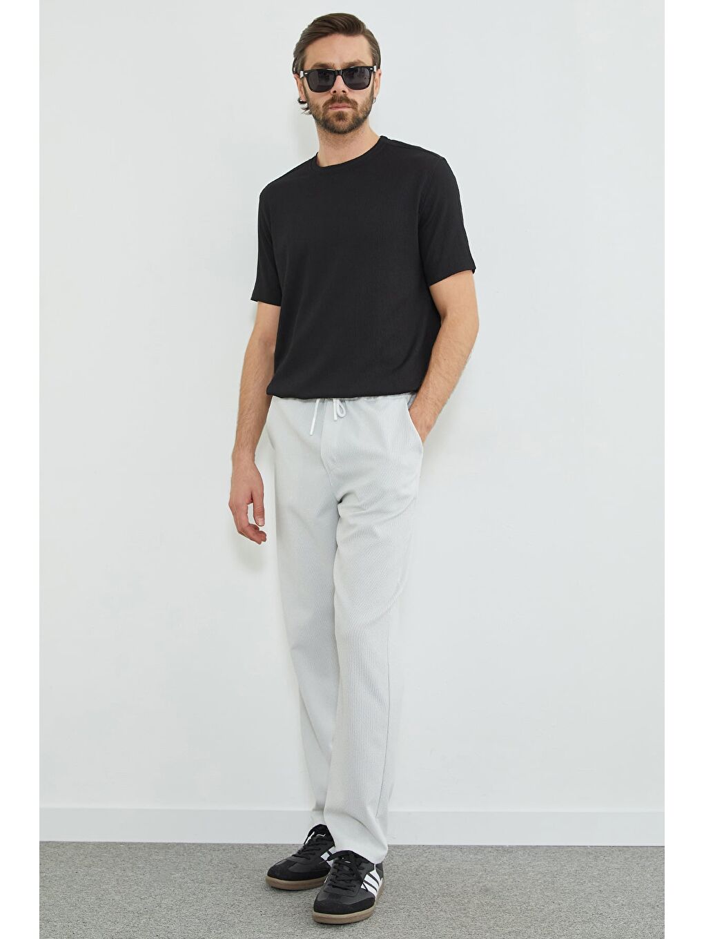 Bej Çizgili Beli Lastikli Pantolon-3