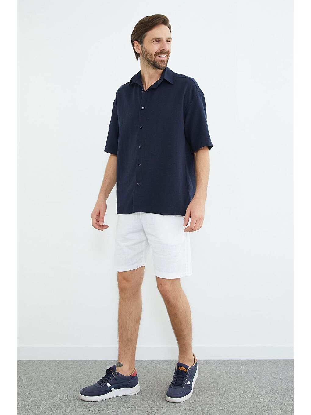 Lacivert Keten Görünümlü Kısa Kollu Gömlek-1