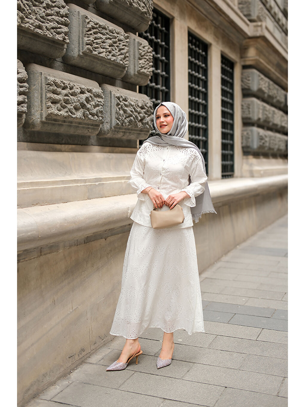 Kadın Twist işlemeli Brode Takım Beyaz-1