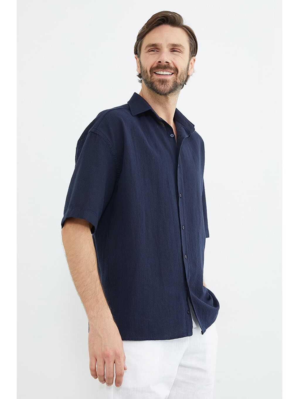 Lacivert Keten Görünümlü Kısa Kollu Gömlek-3