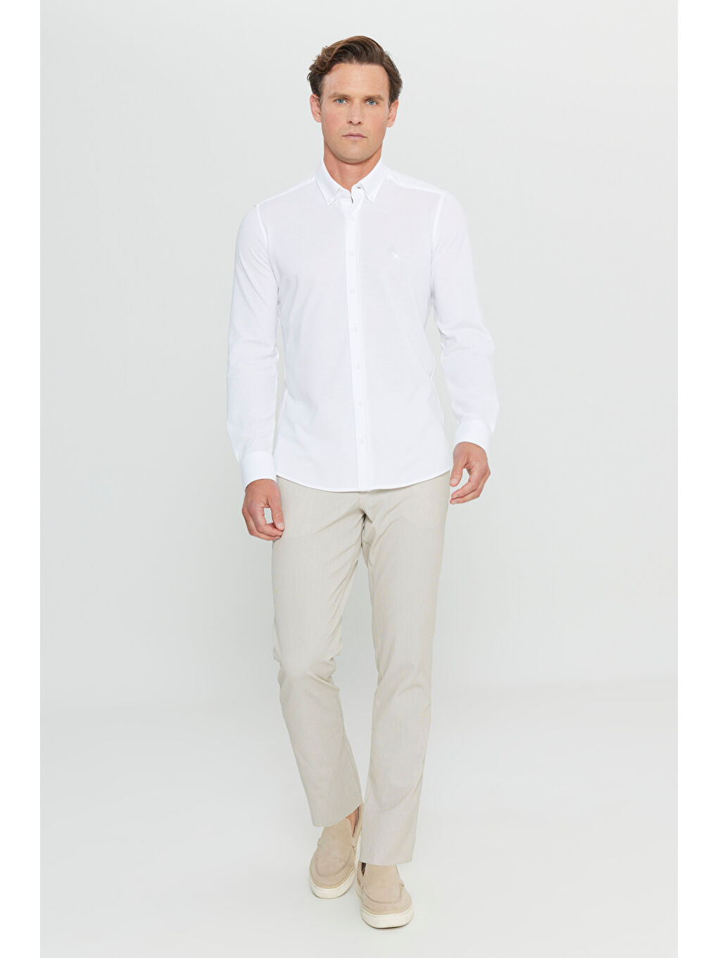 Erkek Beyaz 360 Her Yöne Esneyen Pamuklu Dar Kesim Düğmeli Yaka Örme Gömlek-1