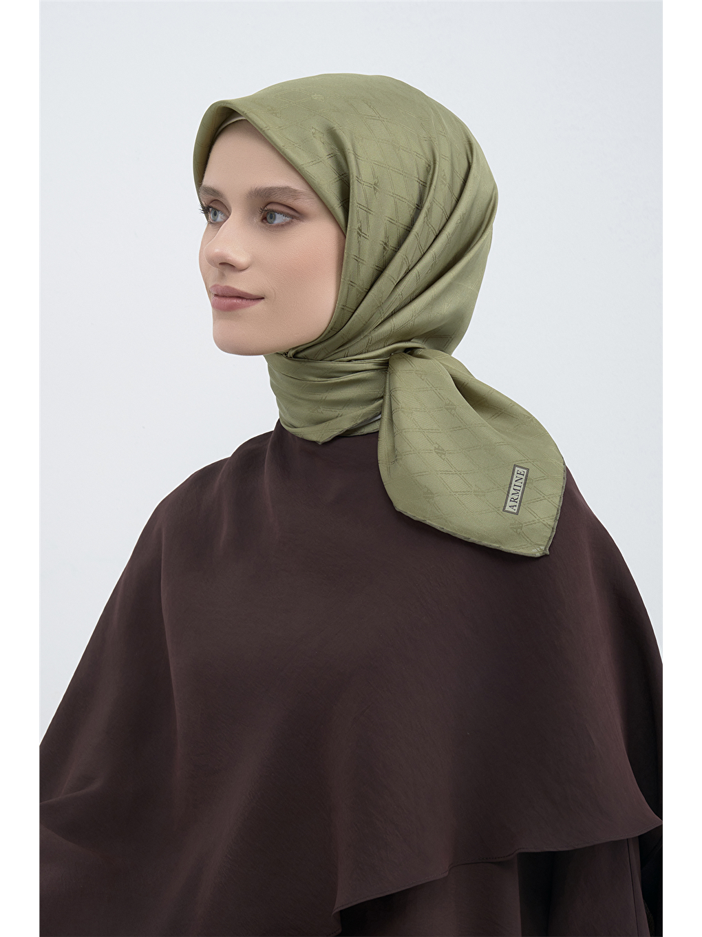 Yeşil Jakarlı İpek Eşarp 2003D 28-1