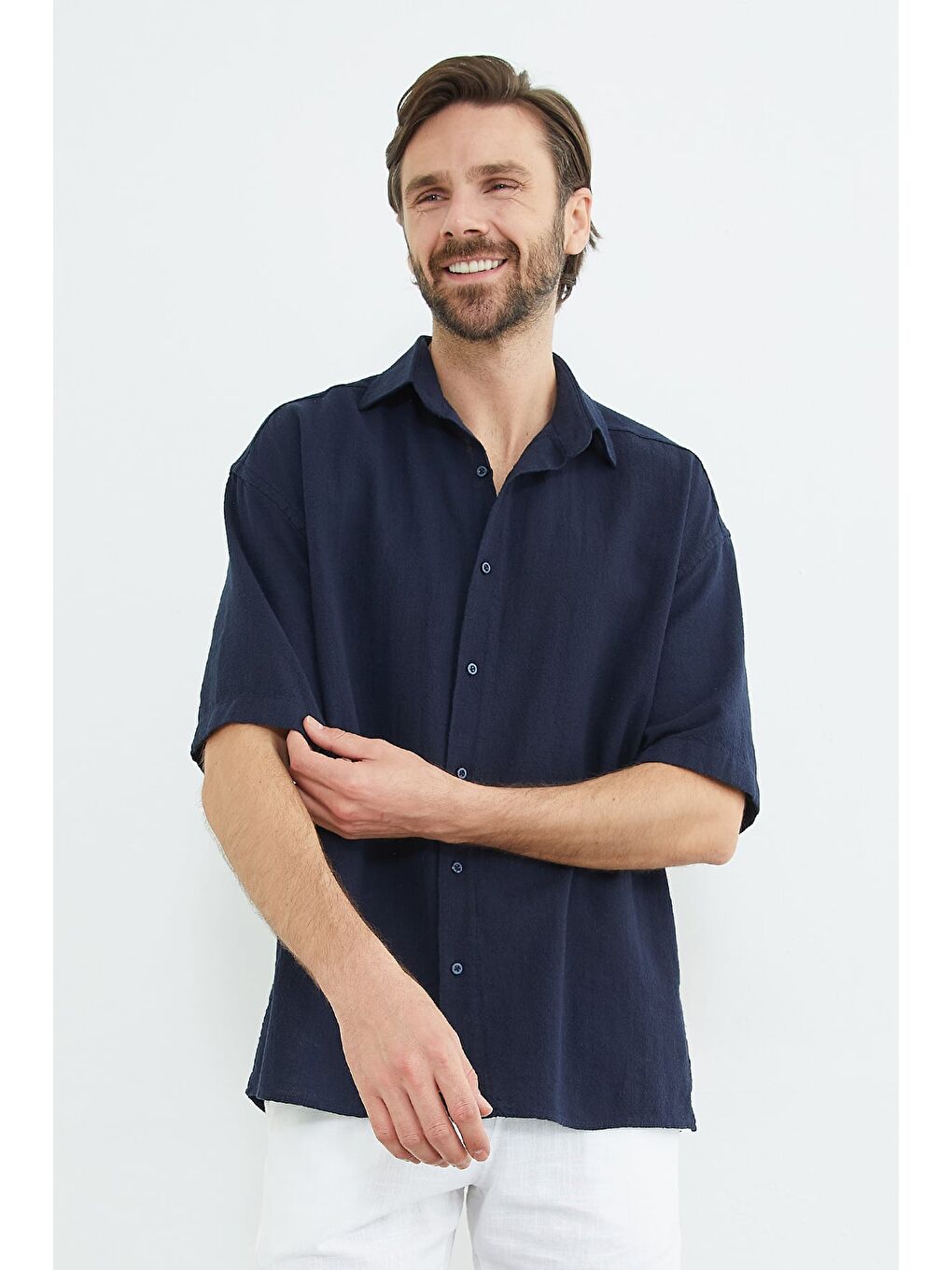 Lacivert Keten Görünümlü Kısa Kollu Gömlek-4