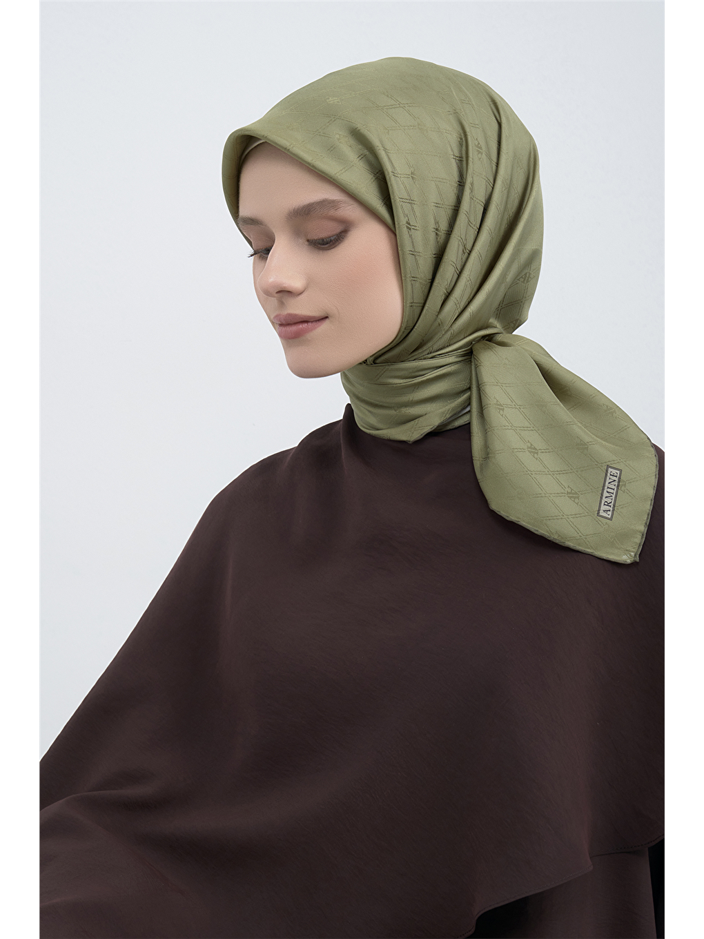 Yeşil Jakarlı İpek Eşarp 2003D 28-2