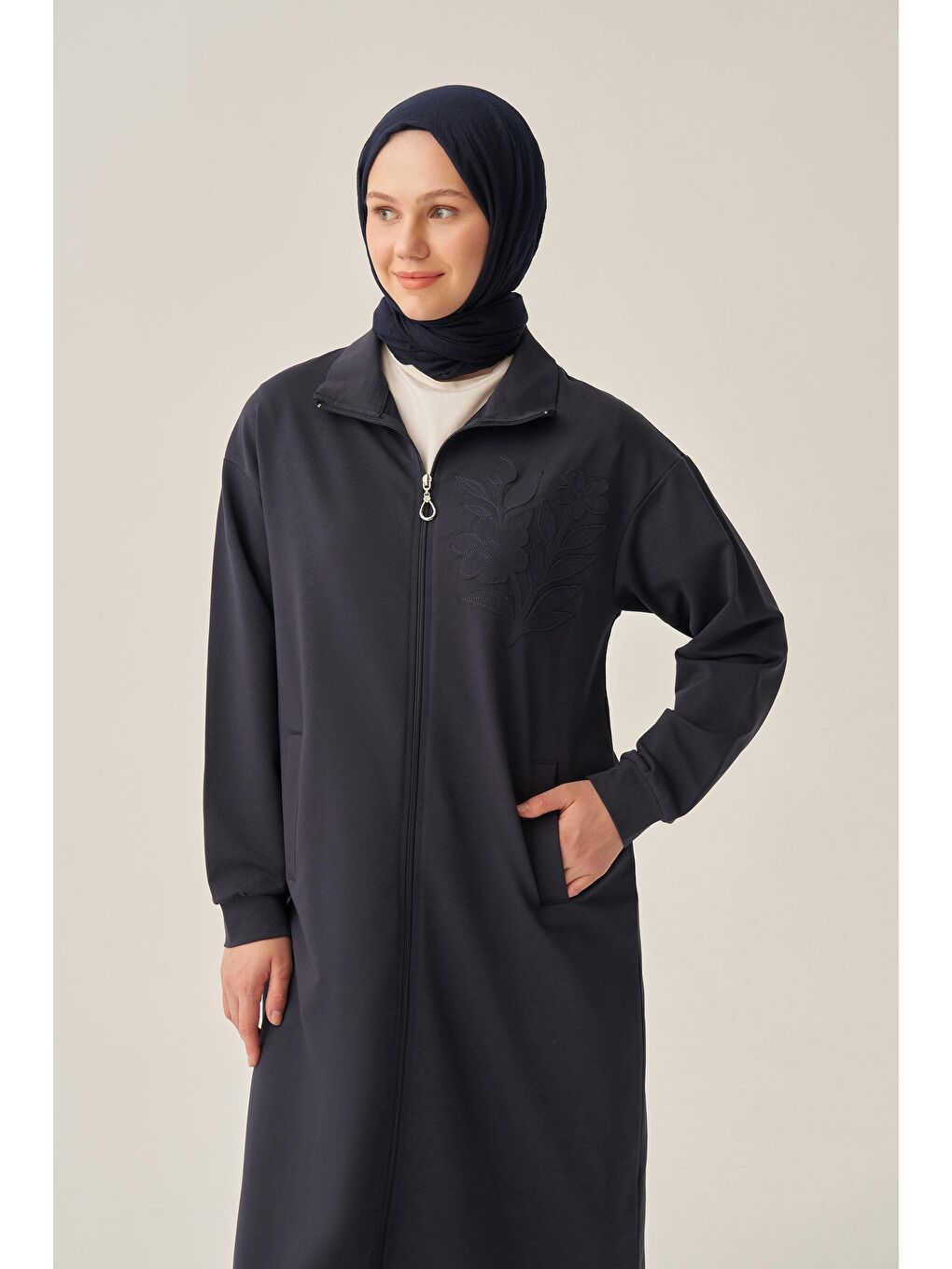 Lacivert-Pamuklu Aplike Detaylı Fermuarlı Sweat-3