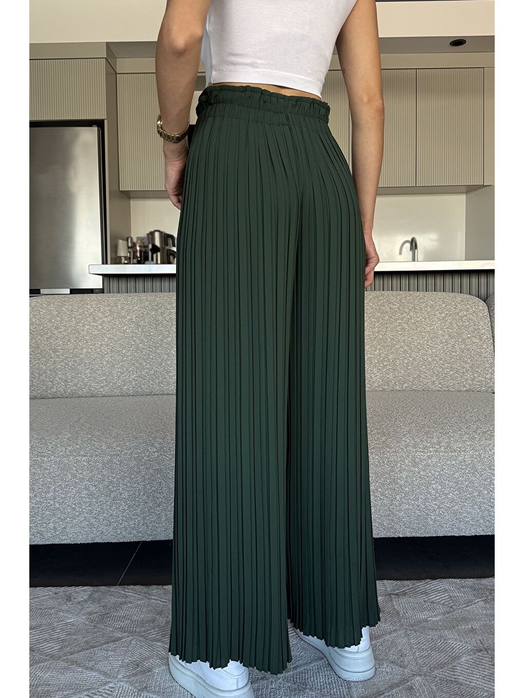 Yeşil Kadın Bel Lastikli Piliseli Bol Kesim Pantolon-2