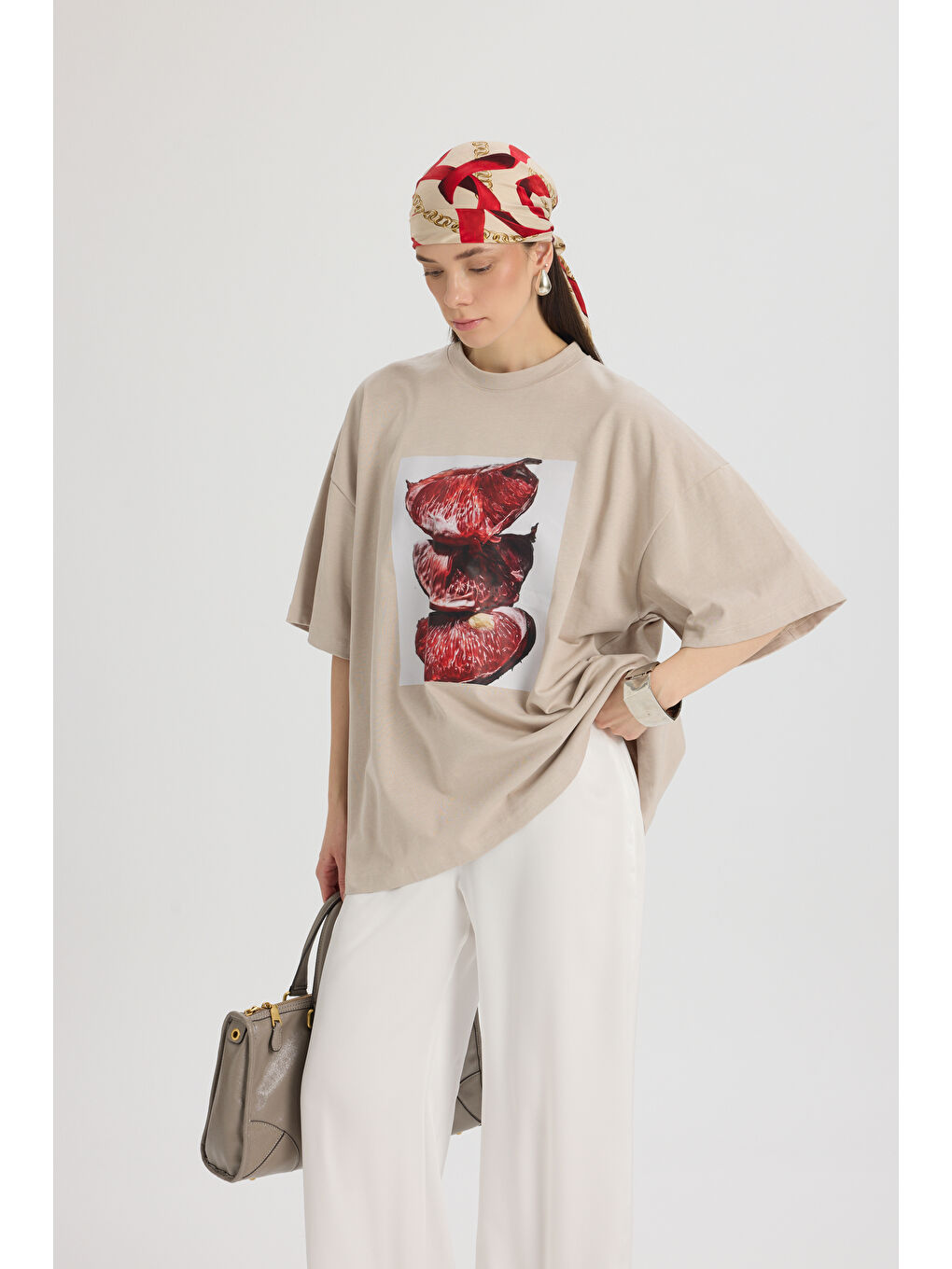 Bej Pomelo Oversize Taş T-Shirt