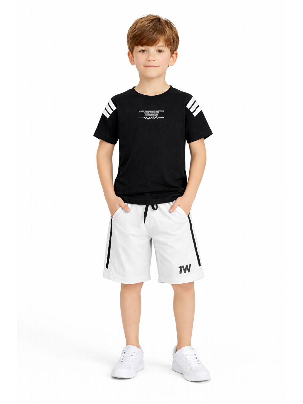 Siyah Şerit Detaylı Yazılı Tişörtlü Erkek Çocuk Şortlu Takım 23771-1