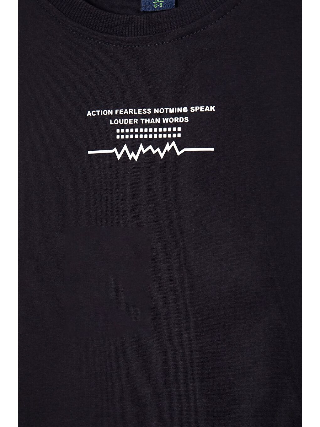 Siyah Şerit Detaylı Yazılı Tişörtlü Erkek Çocuk Şortlu Takım 23771-2