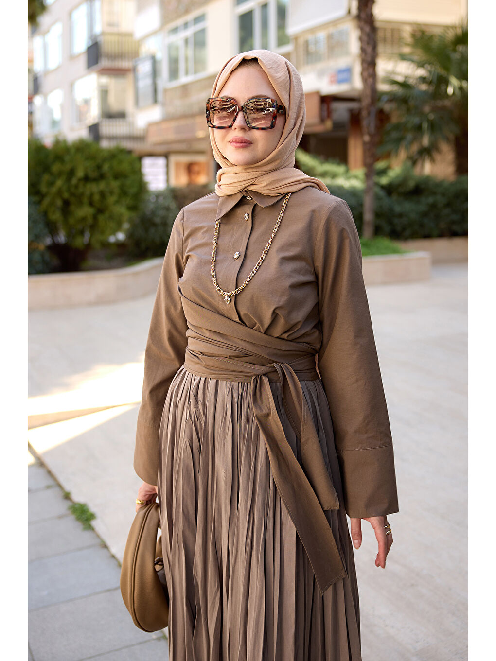 Kadın Önden Bağlamalı Gömlek Kahverengi-1