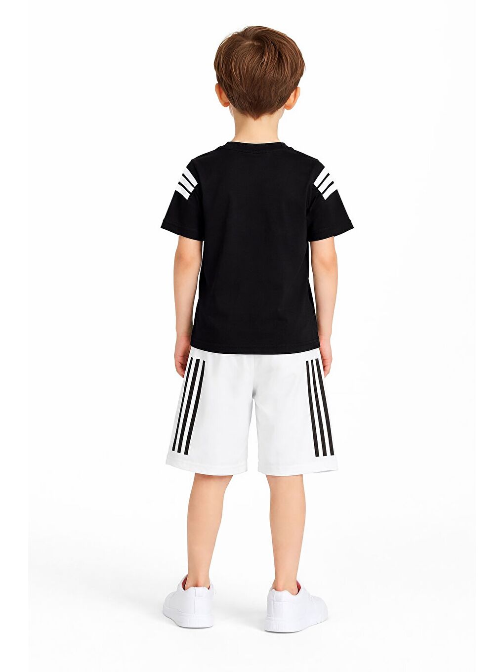 Siyah Şerit Detaylı Yazılı Tişörtlü Erkek Çocuk Şortlu Takım 23771-3