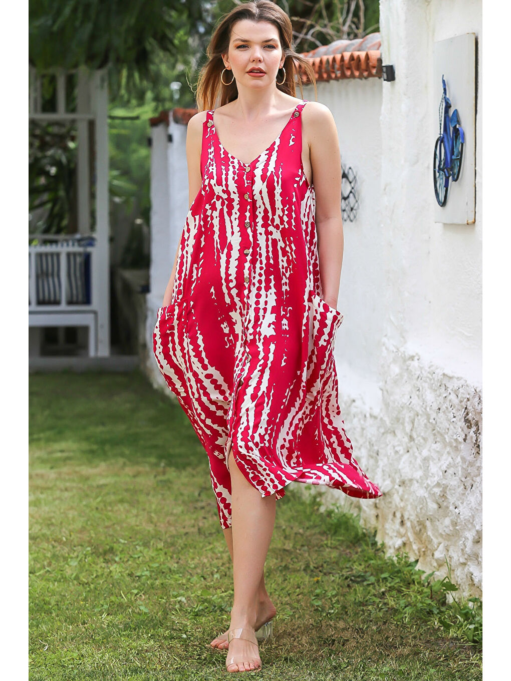 Kırmızı Askılı Düğmeli Cepli Allover Baskılı Casual Viskon Dokuma Elbise 115 60-1