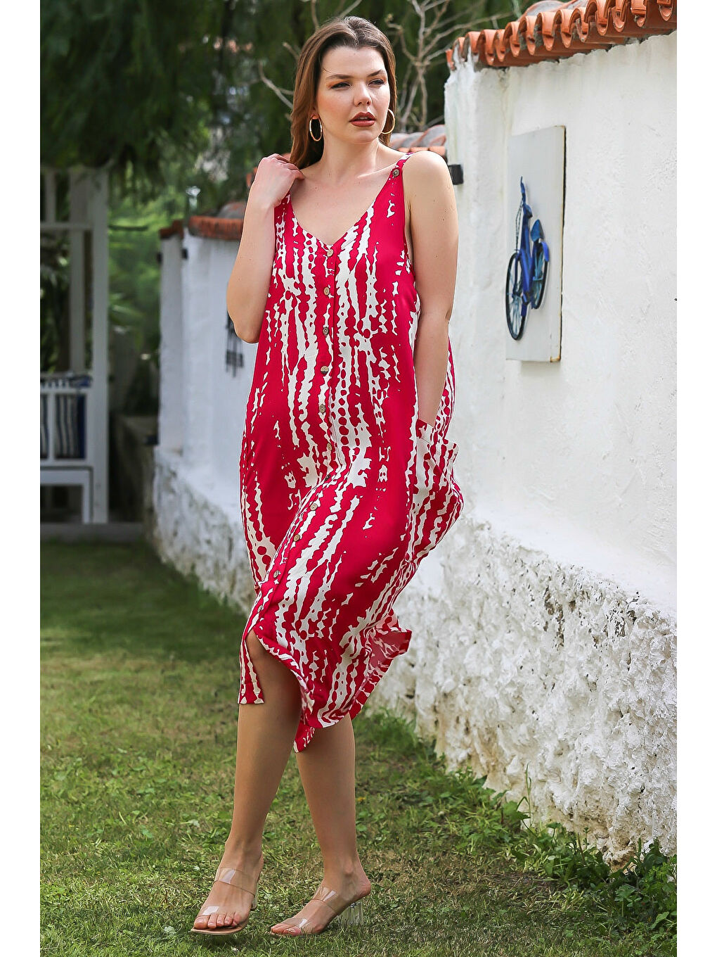 Kırmızı Askılı Düğmeli Cepli Allover Baskılı Casual Viskon Dokuma Elbise 115 60-4