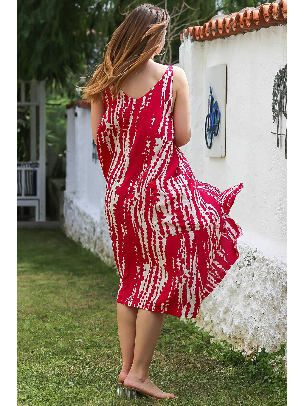 Kırmızı Askılı Düğmeli Cepli Allover Baskılı Casual Viskon Dokuma Elbise 115 60-5
