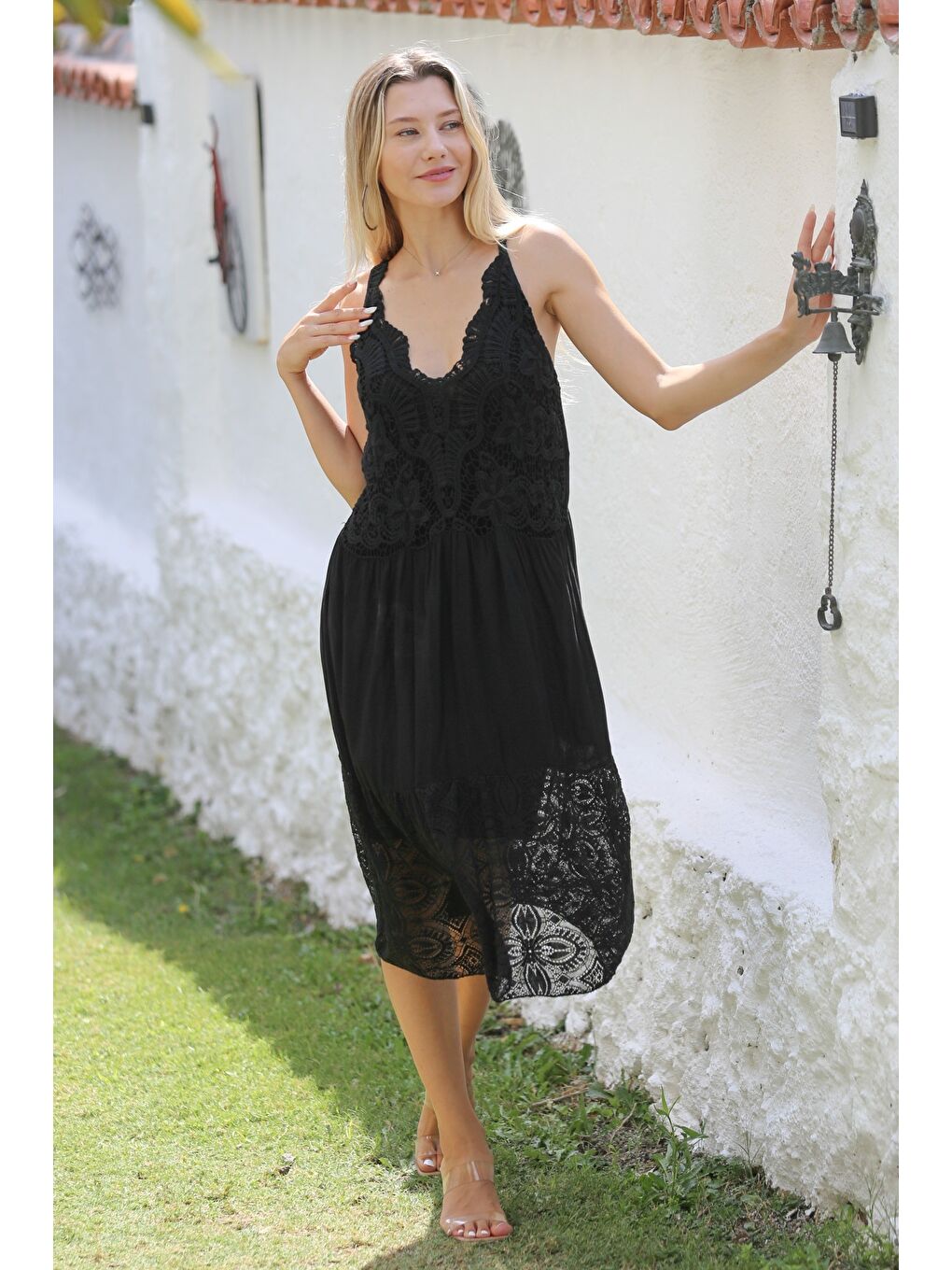 İtalyan Siyah Askılı Dantelli Fistolu Dokuma Casual Elbise-3