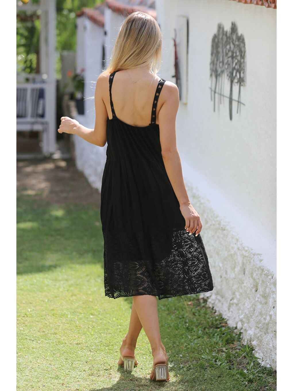 İtalyan Siyah Askılı Dantelli Fistolu Dokuma Casual Elbise-7