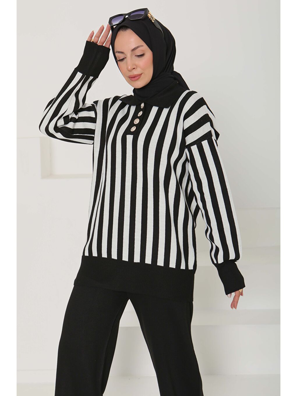 Çizgili Triko Takım Siyah - 26796-2