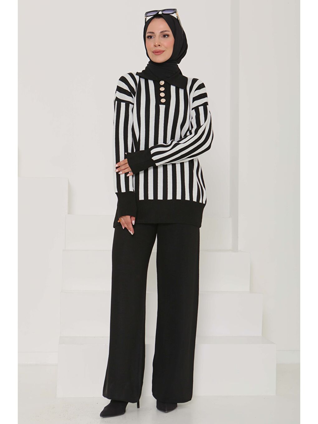 Çizgili Triko Takım Siyah - 26796-4