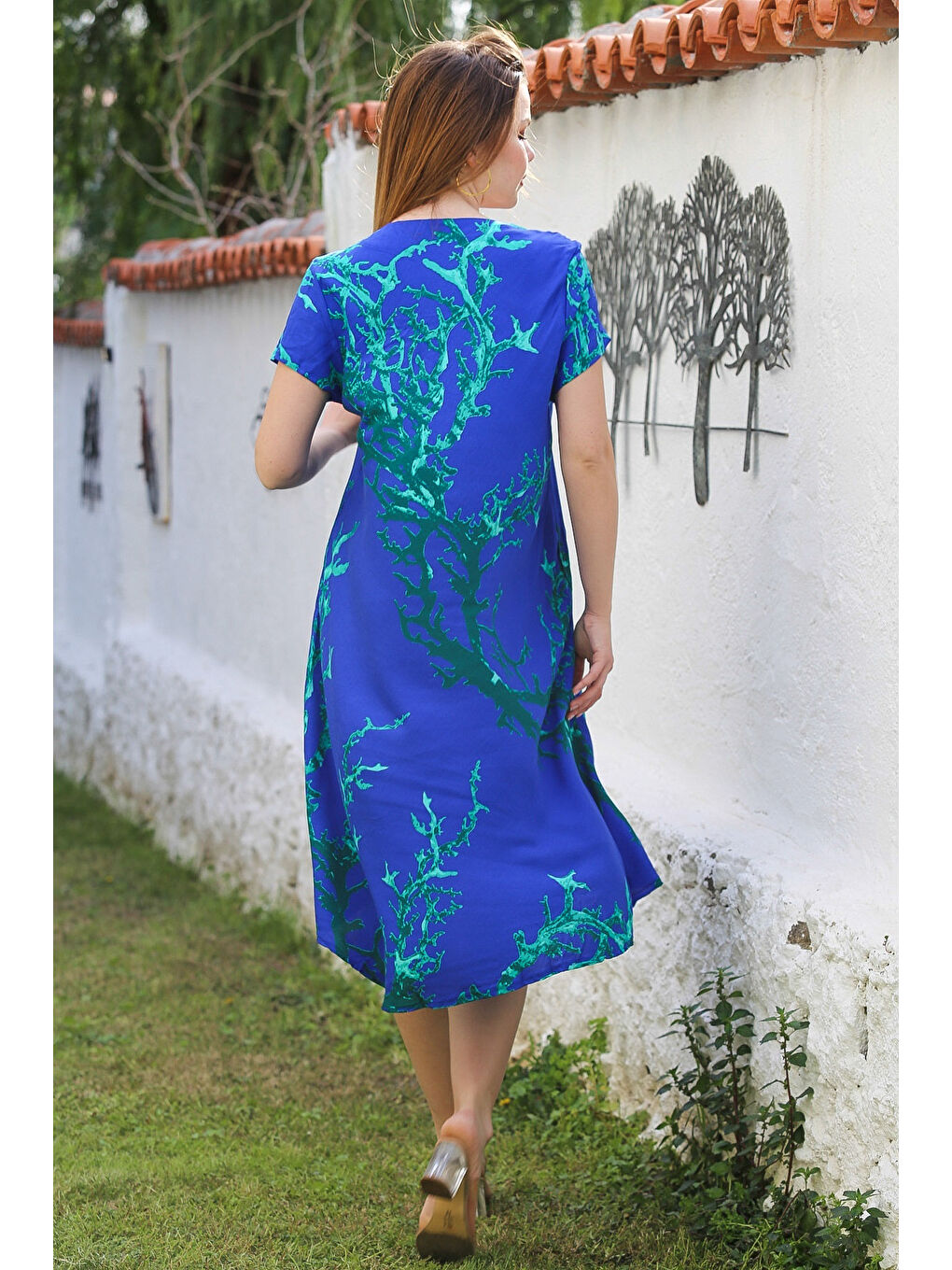 Mavi V Yaka Düşük Kol Allover Baskılı Casual Viskon Dokuma Elbise 115 66-7