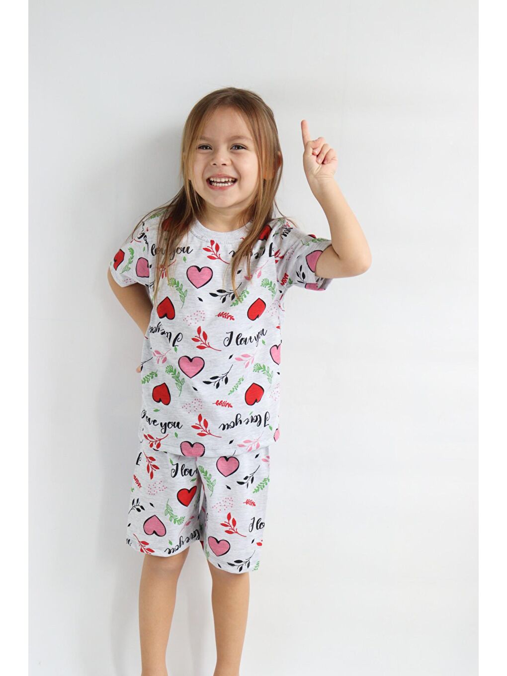 Kırmızı Kız Çocuk Gri Baskılı Şortlu Alt-Üst Basic Takım 3-10 Yaş-1