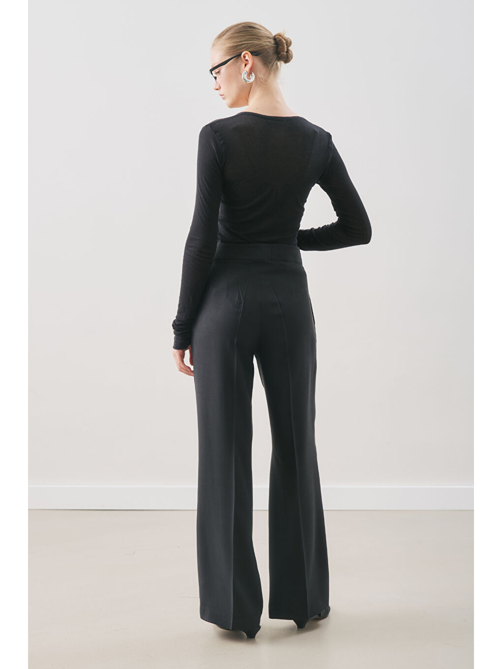 Dökümlü Lyocell Pileli Pantolon Siyah-5