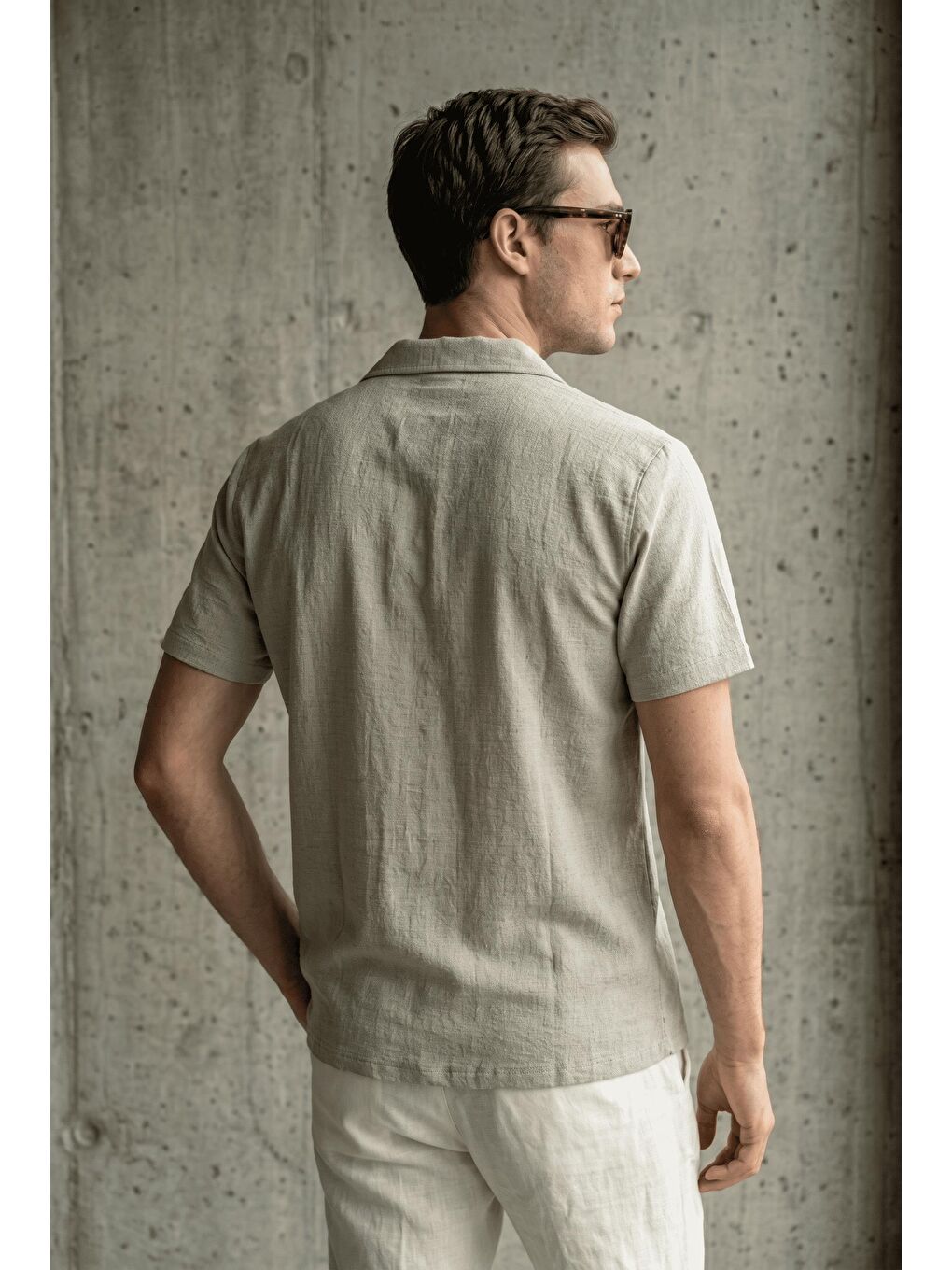 Bej Alfio Erkek Apaş Yaka Kendinden Dokulu Kısa Kollu Yazlık Gömlek-2