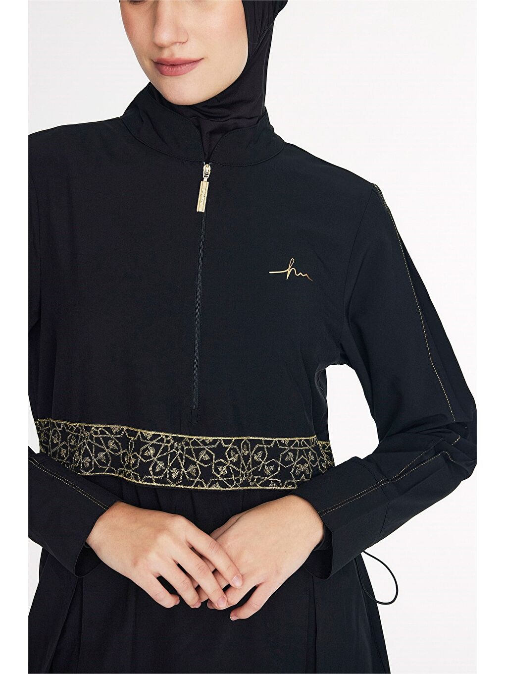 Siyah Vaha Koleksiyonu Altın Renk Nakış Detaylı 5 Parça Tam Tesettür Mayo Takımı 5086-3