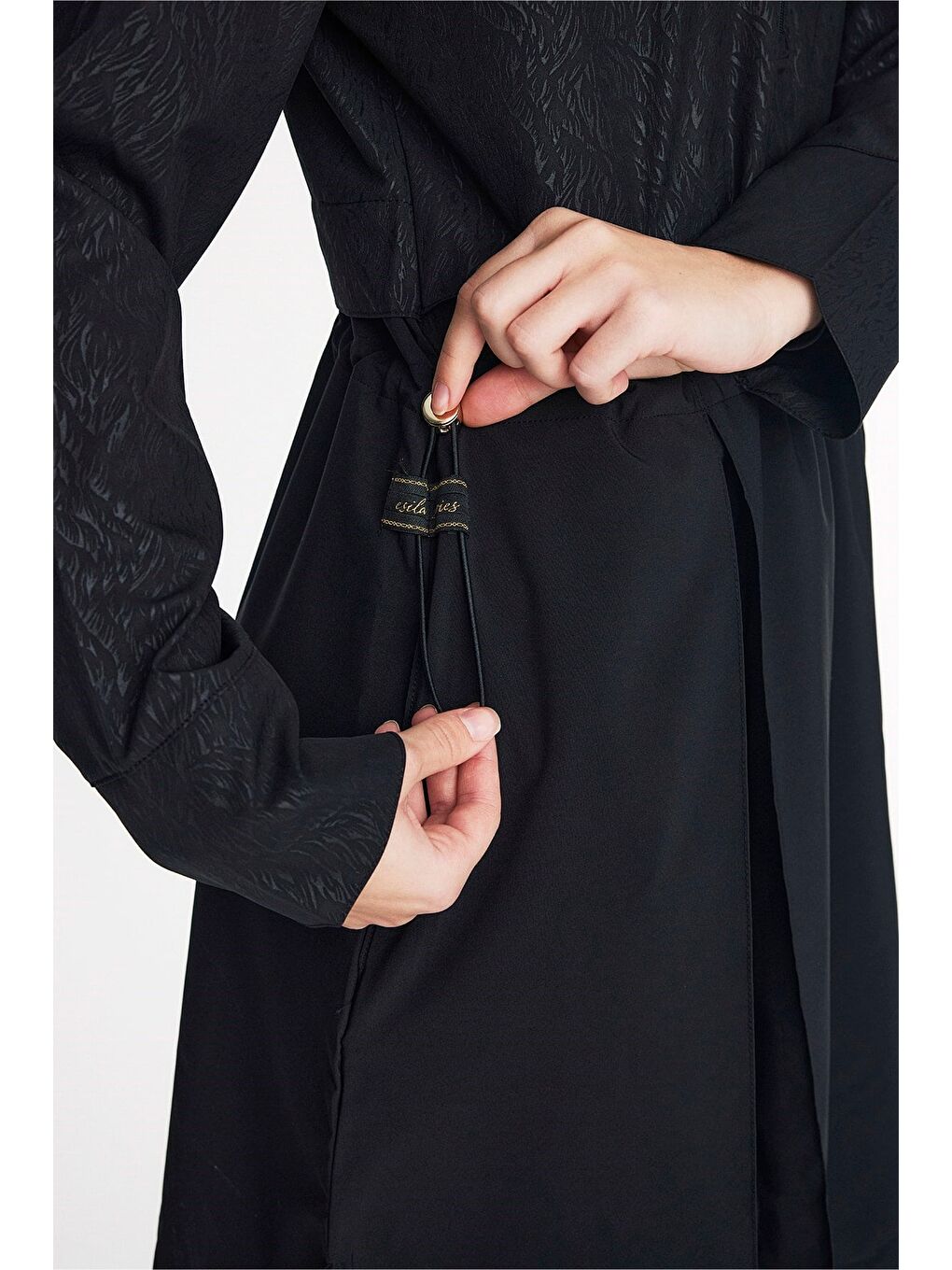 Vaha Koleksiyonu Dokulu Kumaş Siyah 5 Parça Tam Tesettür Mayo Takımı 5081-7