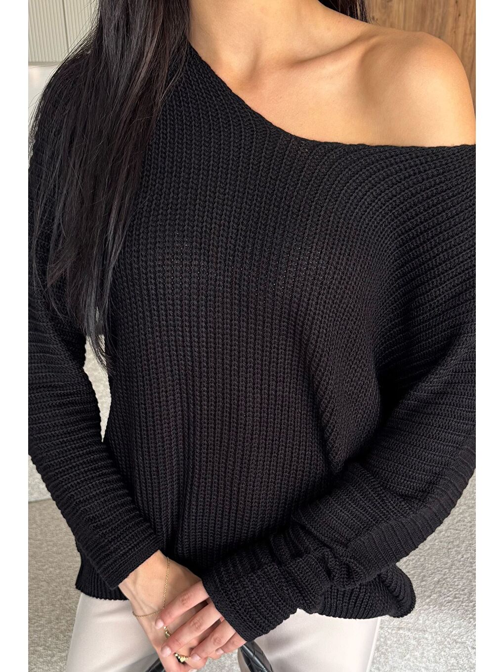 Siyah V Yaka Salaş Triko Bluz (s,m,l,xl Uyumludur)-1