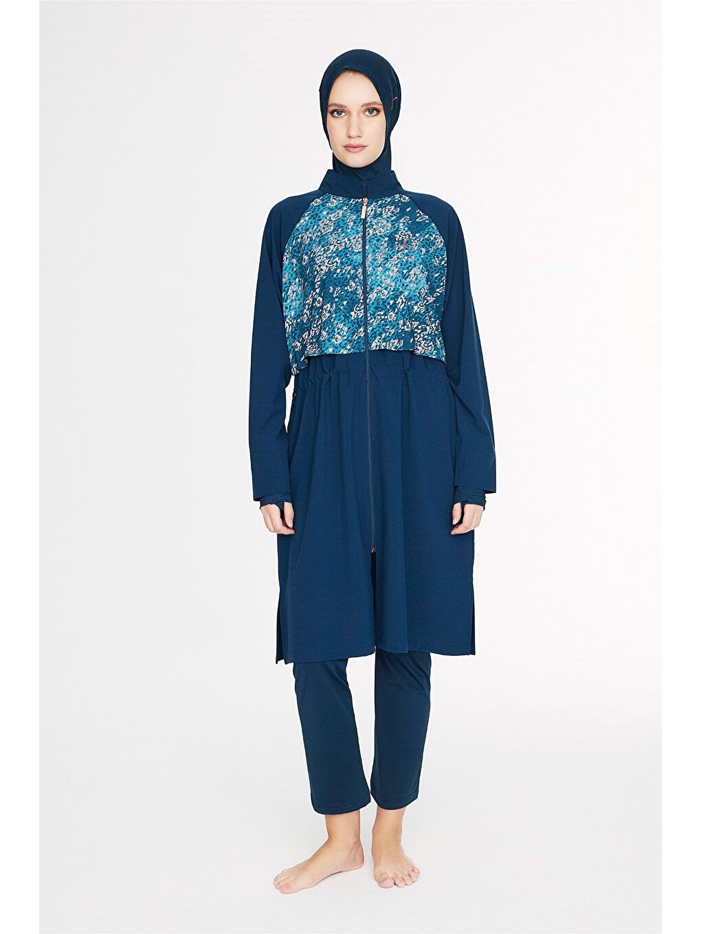 Petrol Vaha Koleksiyonu Göğüs Kısmı Desenli Lacivert 5 Parça Tam Tesettür Mayo Takımı 5090-1