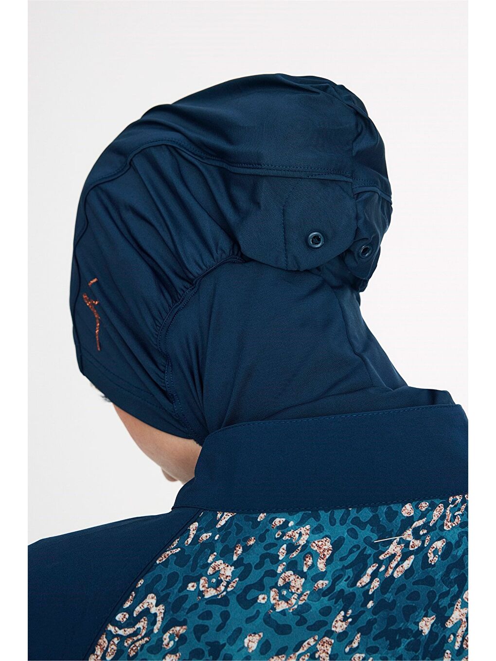 Petrol Vaha Koleksiyonu Göğüs Kısmı Desenli Lacivert 5 Parça Tam Tesettür Mayo Takımı 5090-5